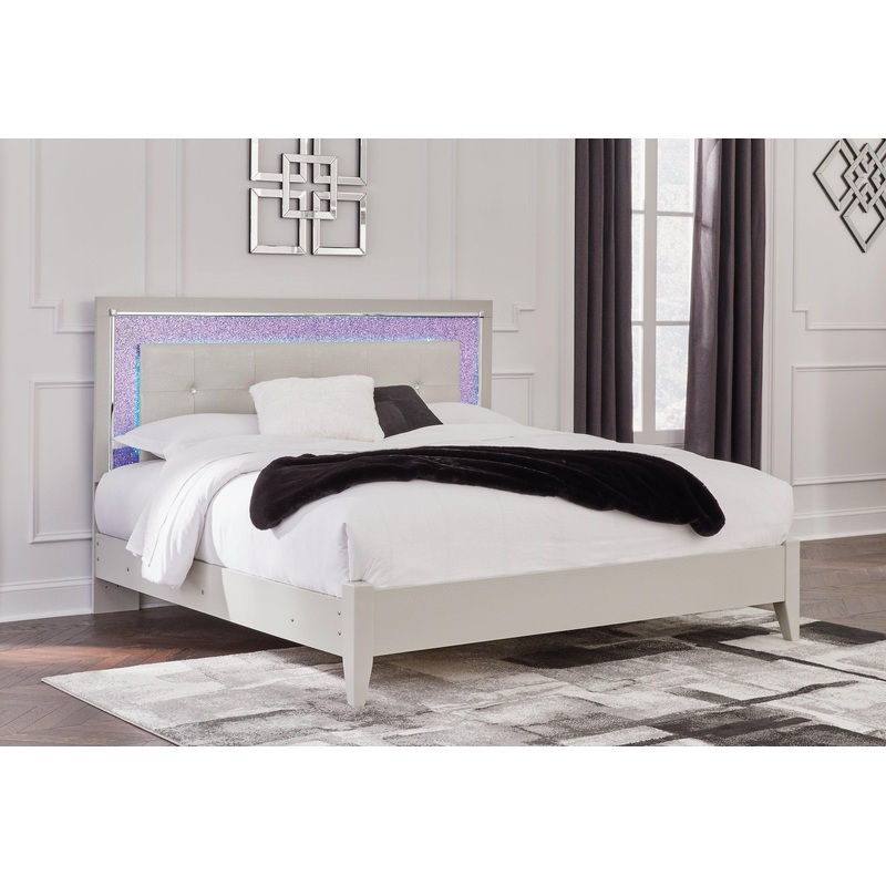 Zyniden Upholstered Bed Full